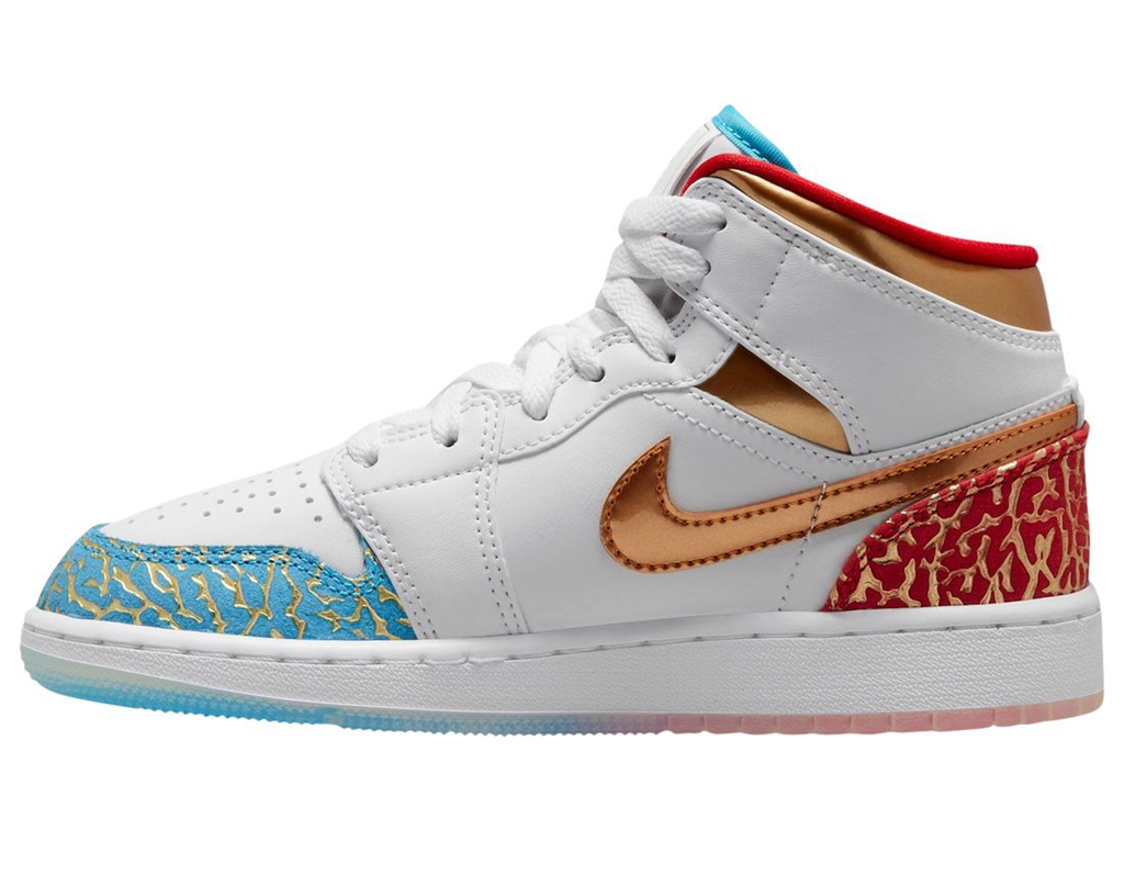 Air Jordan 1 Mid GS,UNC to Chi 讲故事还得看 Nike!「北卡芝加哥」AJ1 你打几分? Air Jordan 1 Mid GS,UNC to Chi 讲故事还得看 Nike!「北卡芝加哥」AJ1 你打几分?