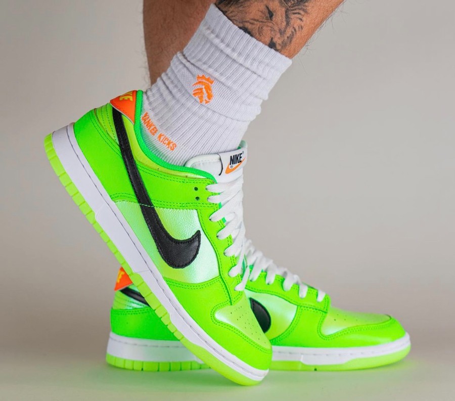 Nike,Dunk Low,Glow in the Dark 「绿光」Dunk Low 最新上脚图曝光!网友:「绿到心发慌」! Nike,Dunk Low,Glow in the Dark 「绿光」Dunk Low 最新上脚图曝光!网友:「绿到心发慌」!