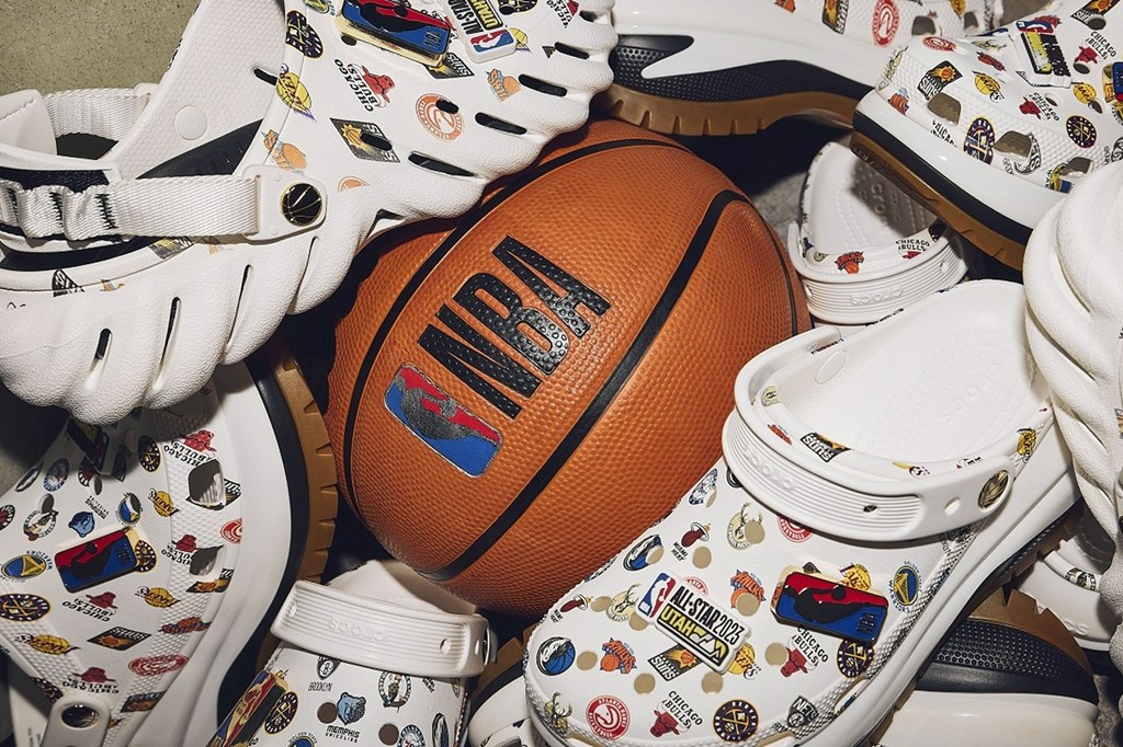 NBA,Crocs,Mega Crush Clog,Echo 「NBA 全明星」出联名鞋了!不是耐克阿迪,而是 … NBA,Crocs,Mega Crush Clog,Echo 「NBA 全明星」出联名鞋了!不是耐克阿迪,而是 …