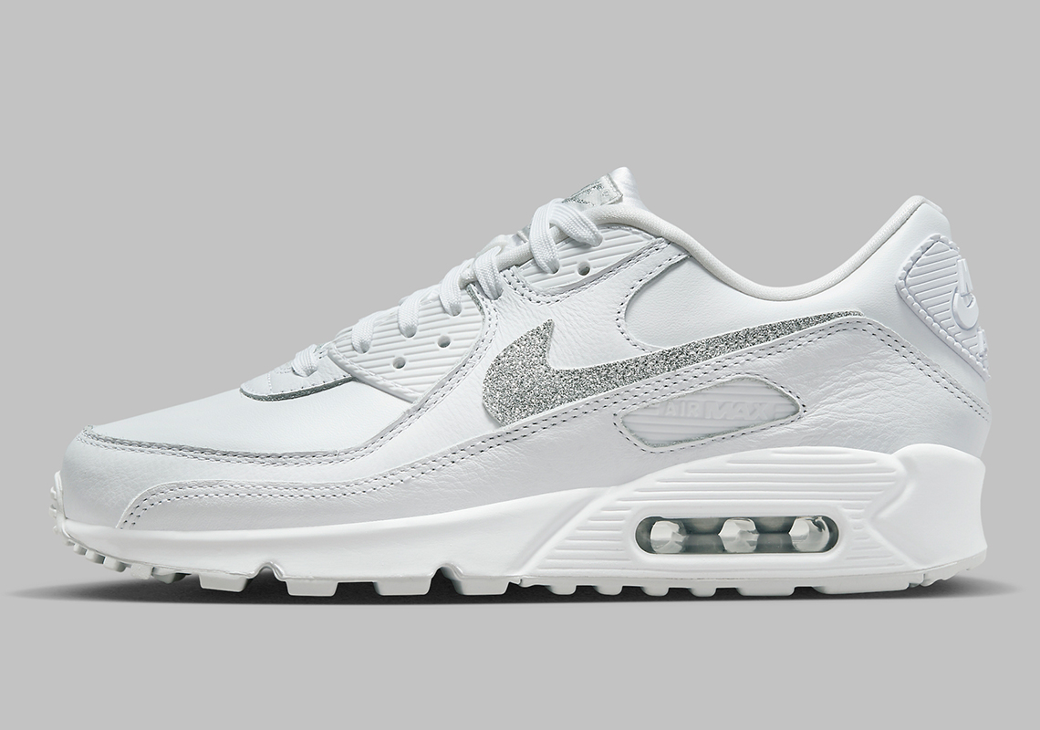 Nike Air Max 90,FJ4579-100 经典百搭!全新 Nike Air Max 90 曝光! Nike Air Max 90,FJ4579-100 经典百搭!全新 Nike Air Max 90 曝光!