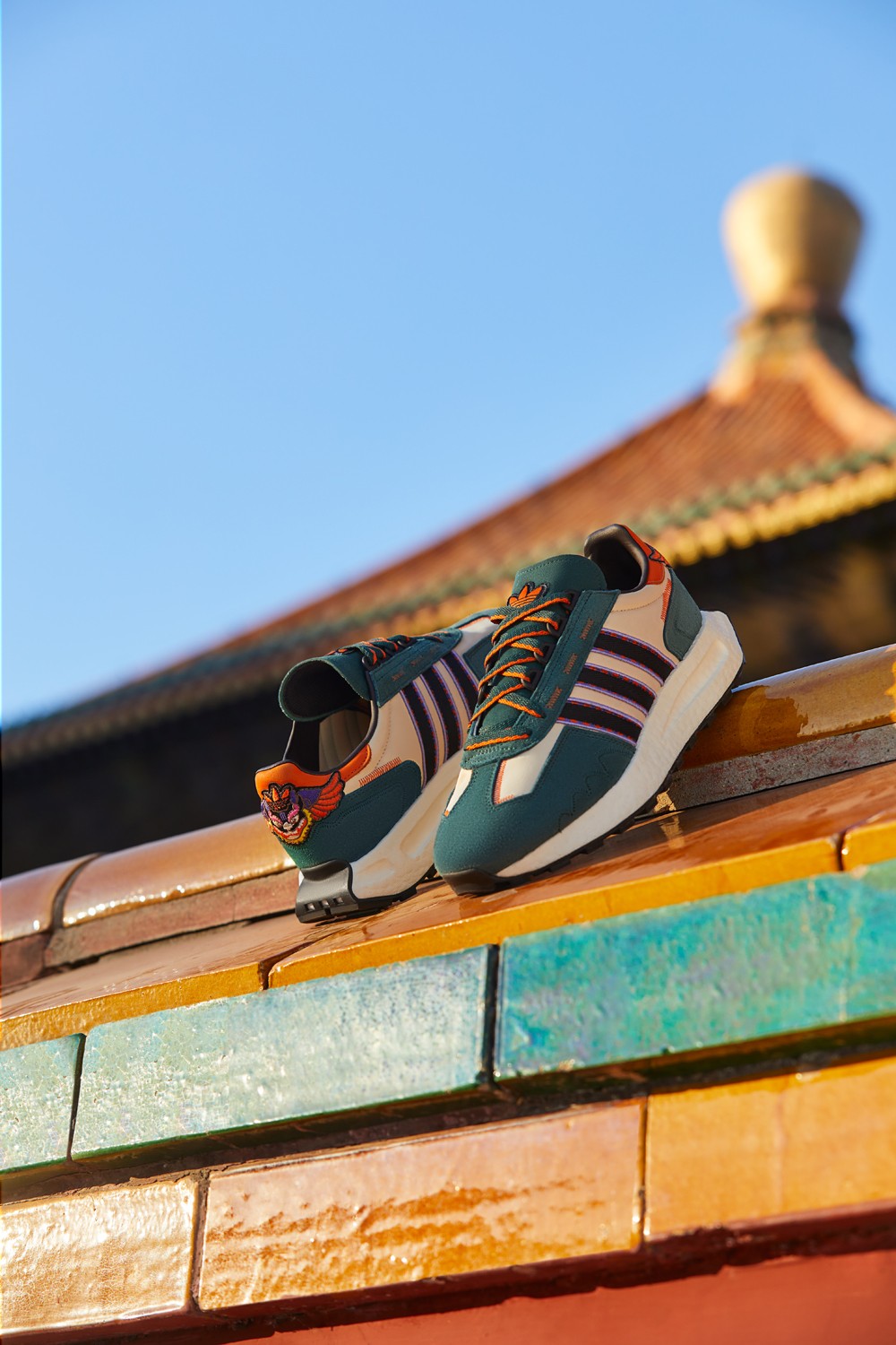 adidas Originals,三叶草 这才配叫「中国风」设计!三叶草新鞋颜值、脚感都有! adidas Originals,三叶草 这才配叫「中国风」设计!三叶草新鞋颜值、脚感都有!