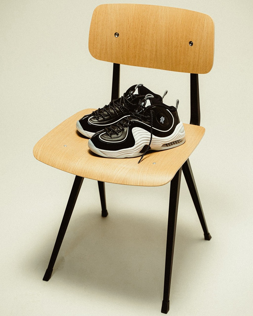 Nike,Zoom Flight 95,Air Penny 国内刚刚发售!认识这两双「Nike 战靴」的都是老玩家! Nike,Zoom Flight 95,Air Penny 国内刚刚发售!认识这两双「Nike 战靴」的都是老玩家!