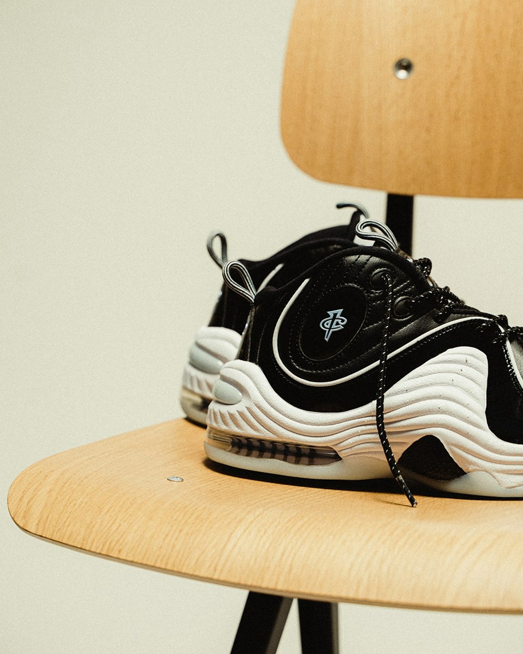 Nike,Zoom Flight 95,Air Penny 国内刚刚发售!认识这两双「Nike 战靴」的都是老玩家! Nike,Zoom Flight 95,Air Penny 国内刚刚发售!认识这两双「Nike 战靴」的都是老玩家!