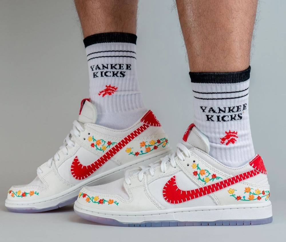Nike,SB Dunk Low Decon,N7,FD69 花卉造型超讨喜!全新 SB Dunk Low 上脚图曝光! Nike,SB Dunk Low Decon,N7,FD69 花卉造型超讨喜!全新 SB Dunk Low 上脚图曝光!