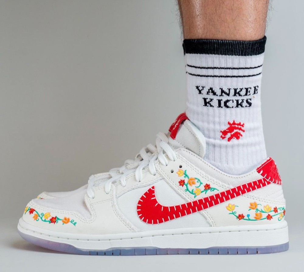 Nike,SB Dunk Low Decon,N7,FD69 花卉造型超讨喜!全新 SB Dunk Low 上脚图曝光! Nike,SB Dunk Low Decon,N7,FD69 花卉造型超讨喜!全新 SB Dunk Low 上脚图曝光!