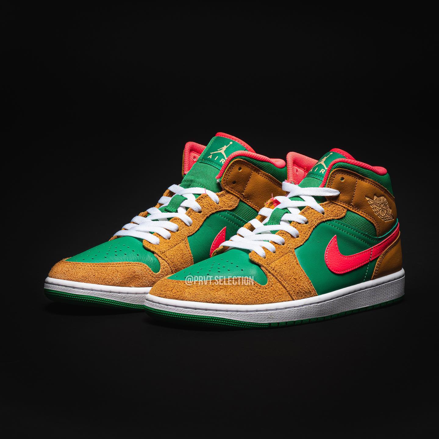 AJ,AJ1,Air Jordan 1 Mid 鞋身质感真不错!全新「西瓜」AJ1 实物图曝光! AJ,AJ1,Air Jordan 1 Mid 鞋身质感真不错!全新「西瓜」AJ1 实物图曝光!