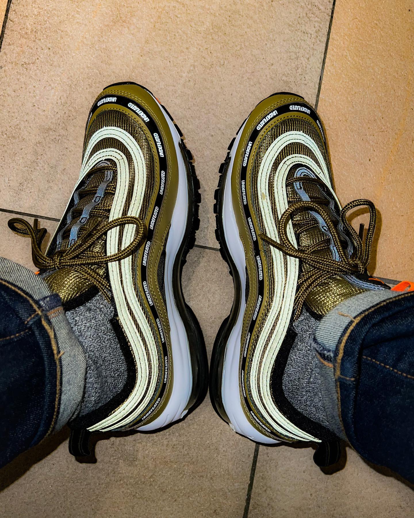 Nike,Air Max 现在抄底「耐克爆款」太爽了!詹姆斯同款 4xx、冠希联名只要半价! Nike,Air Max 现在抄底「耐克爆款」太爽了!詹姆斯同款 4xx、冠希联名只要半价!