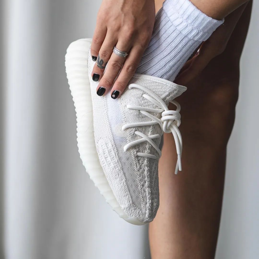Yeezy 又到买 Yeezy 的季节!市价都在慢慢起飞!这 10 双现在抄底还来得及! Yeezy 又到买 Yeezy 的季节!市价都在慢慢起飞!这 10 双现在抄底还来得及!