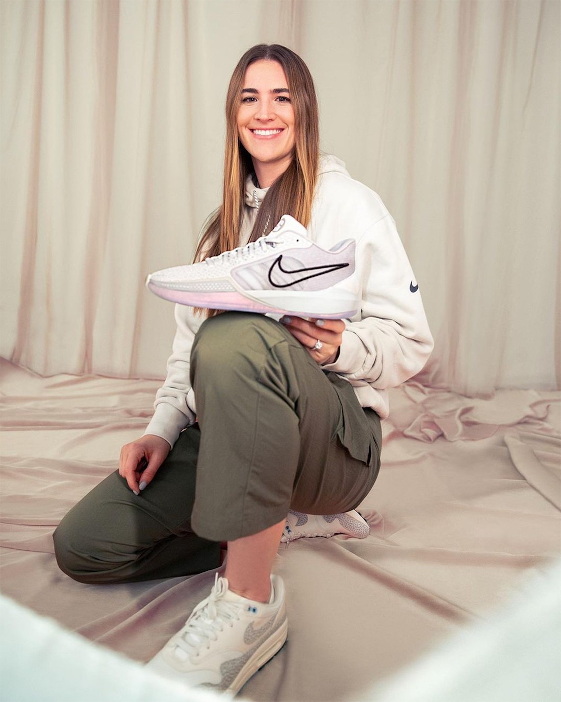Nike,Sabrina 1,Photon Dust,FQ3 突发!「科比门徒」Nike 首款签名鞋官宣! Nike,Sabrina 1,Photon Dust,FQ3 突发!「科比门徒」Nike 首款签名鞋官宣!