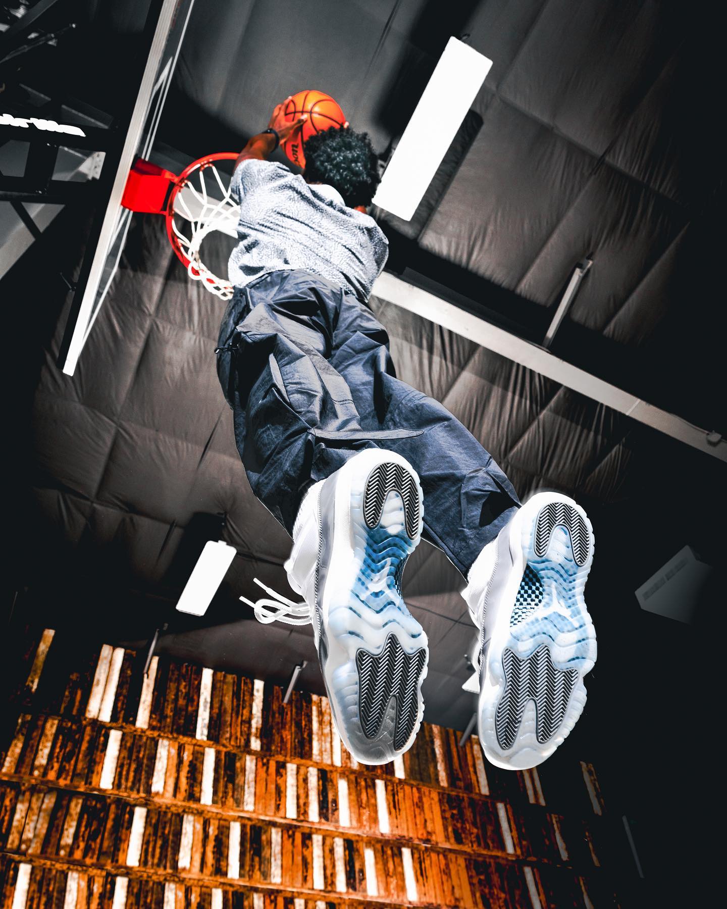 AJ11,Nike,adidas,Fear Of God,A 4 月鞋圈神仙打架!最后一双「倒钩」马上开抢!还有「FOG x 阿迪」憋三年的大招! AJ11,Nike,adidas,Fear Of God,A 4 月鞋圈神仙打架!最后一双「倒钩」马上开抢!还有「FOG x 阿迪」憋三年的大招!