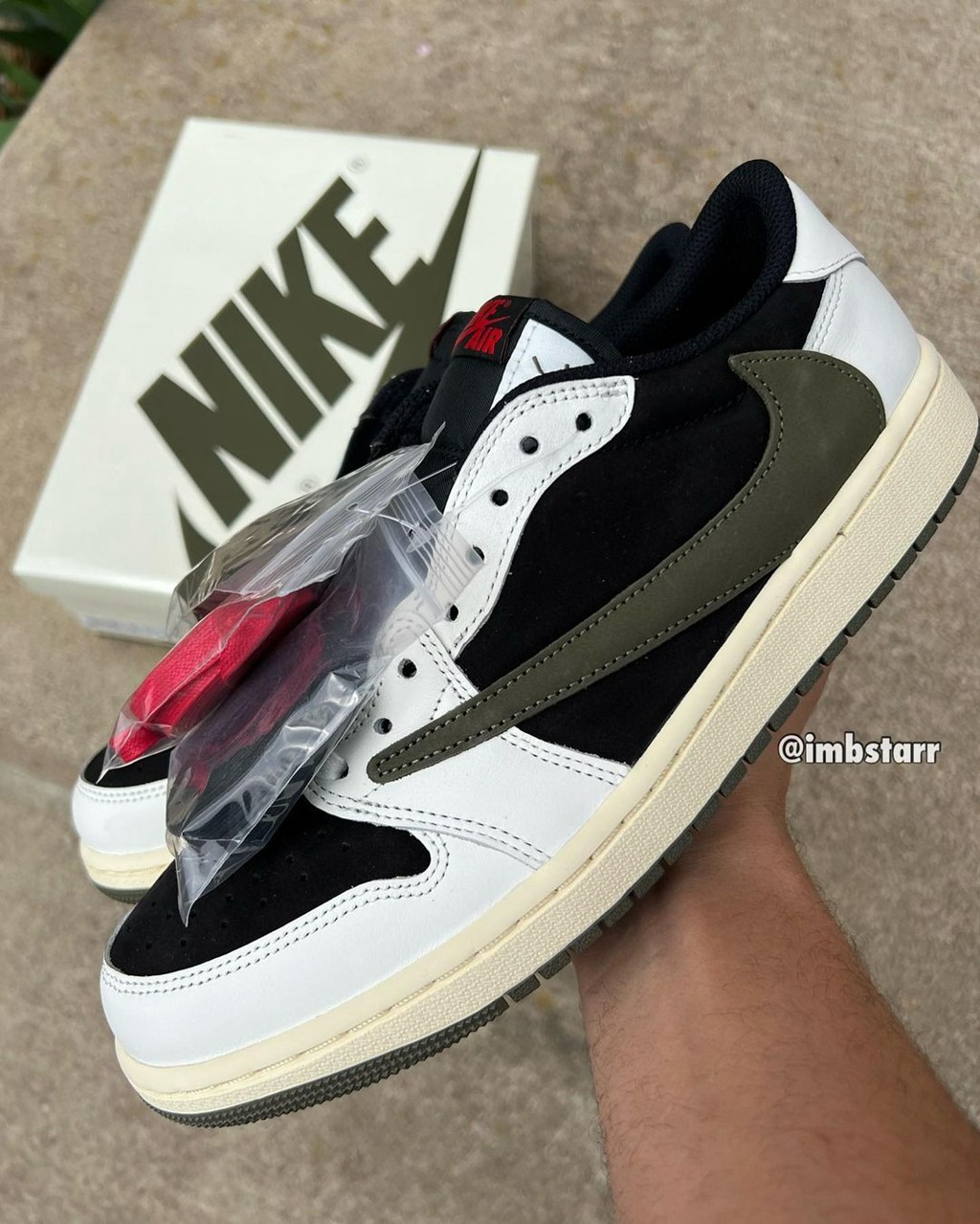 Travis Scott,Air Jordan 1 Low 本月发售!最后一双「倒钩 AJ1」最新实物曝光! Travis Scott,Air Jordan 1 Low 本月发售!最后一双「倒钩 AJ1」最新实物曝光!