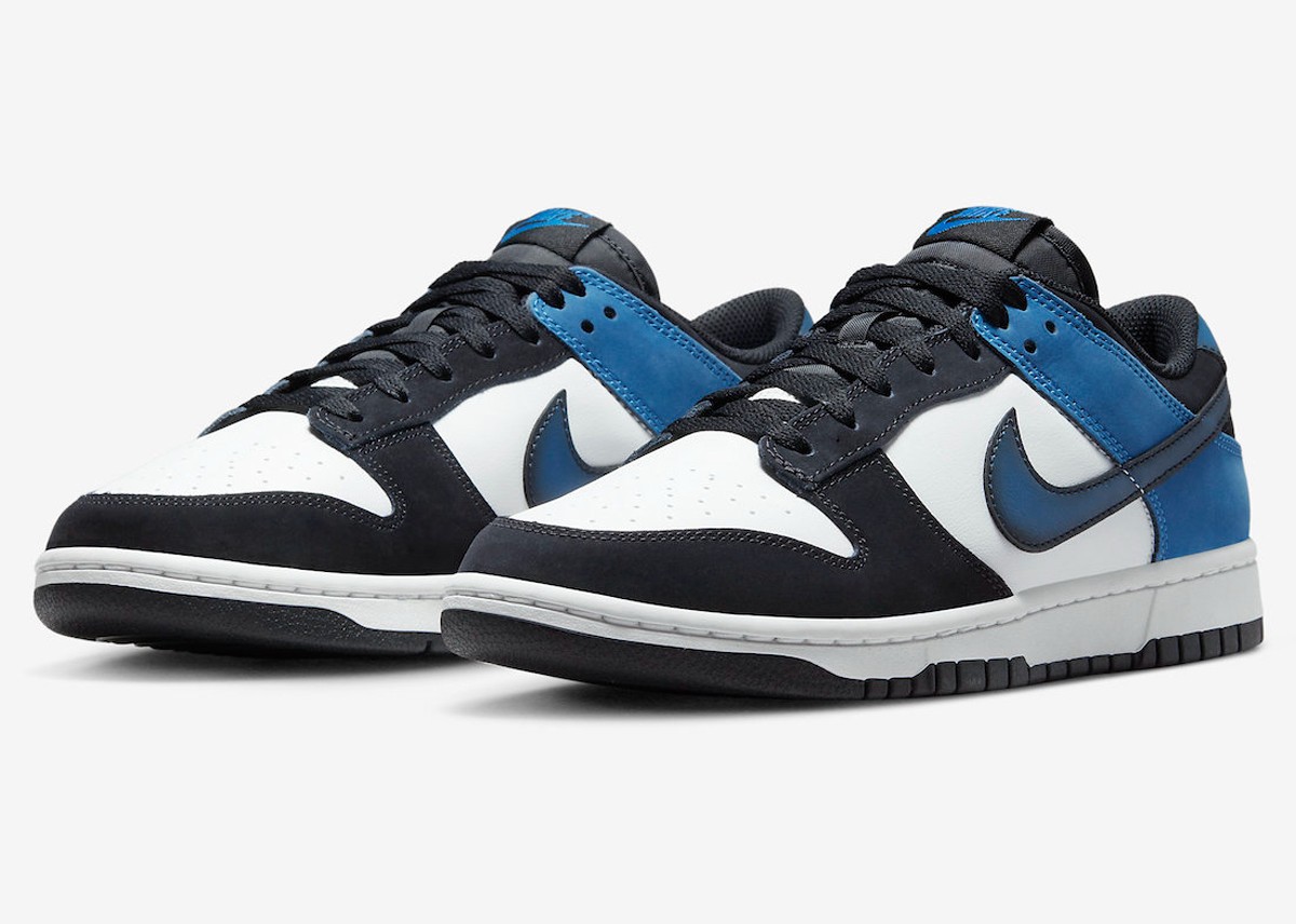 Nike,Dunk Low,Industrial Blue, 做旧效果超讨喜!全新「黑蓝脚趾」Dunk Low 官图曝光! Nike,Dunk Low,Industrial Blue, 做旧效果超讨喜!全新「黑蓝脚趾」Dunk Low 官图曝光!