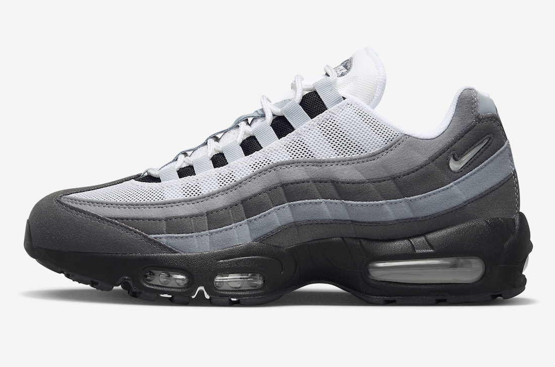 Nike Air Max 95,Grey Jewel,FQ1 全新 Nike Air Max 95 官图曝光!有一点点不同... Nike Air Max 95,Grey Jewel,FQ1 全新 Nike Air Max 95 官图曝光!有一点点不同...