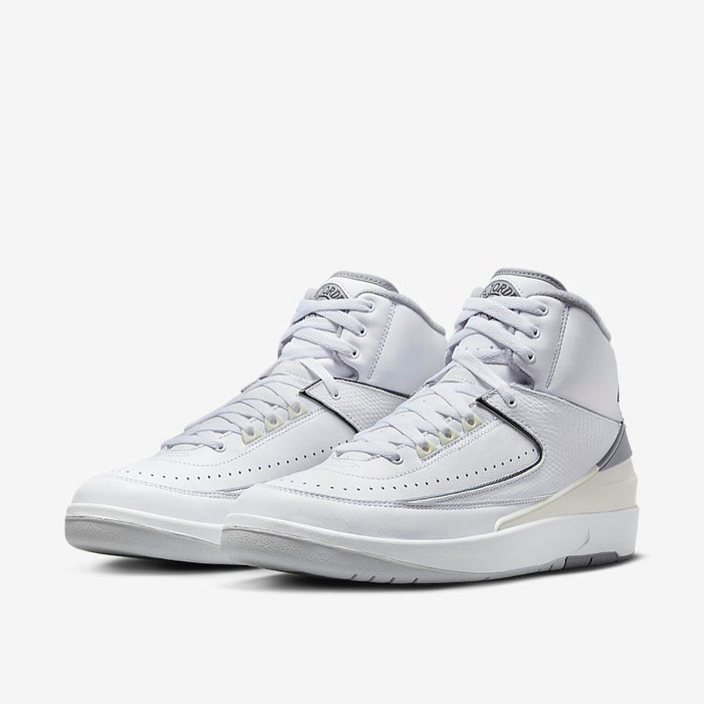 Air Jordan 2 酷灰 AJ2 官图曝光!居然暗藏彩蛋! Air Jordan 2 酷灰 AJ2 官图曝光!居然暗藏彩蛋!