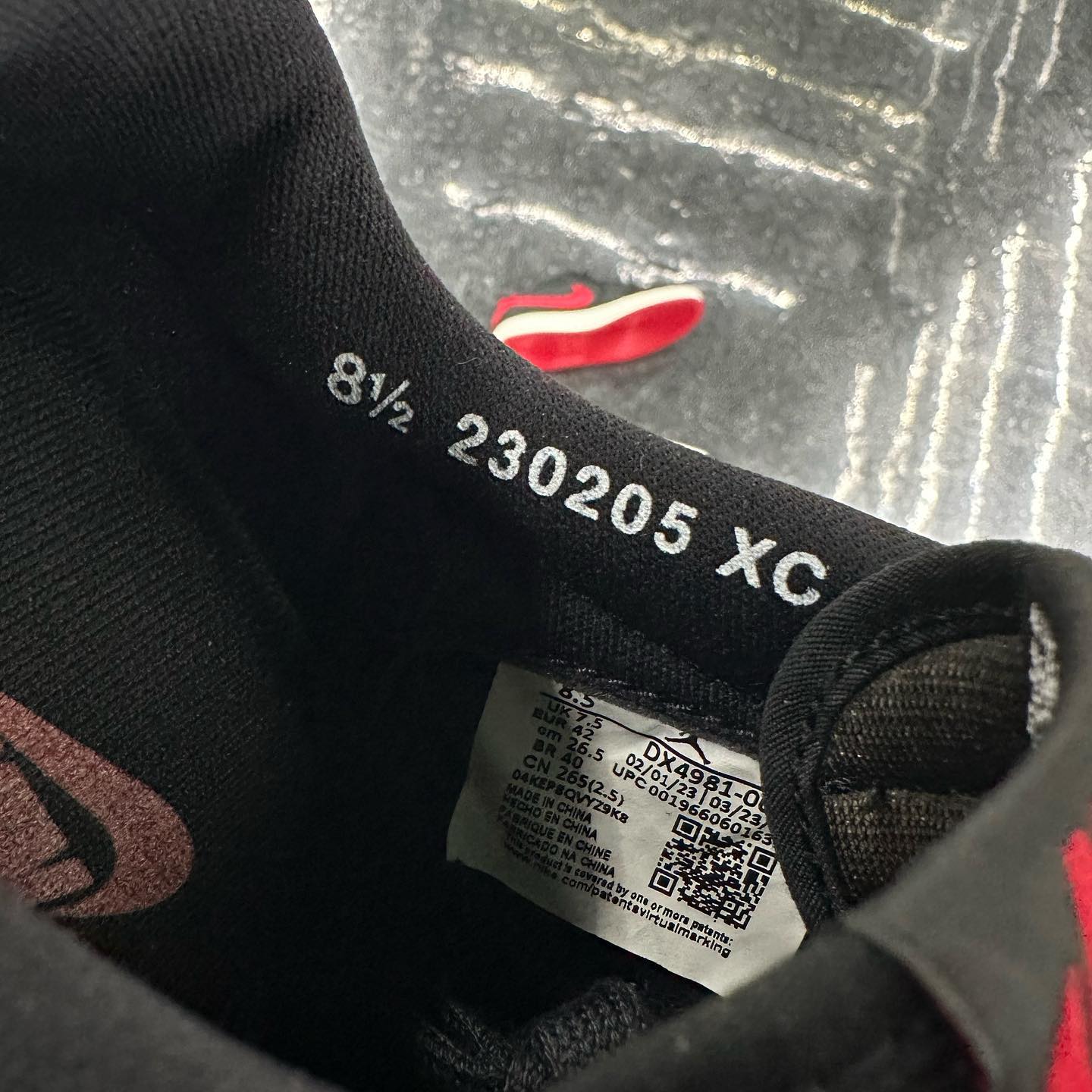 Jordan Brand,Air Jordan 1 KO L 经典配色回归!元年禁穿 AJ1 最新实物曝光! Jordan Brand,Air Jordan 1 KO L 经典配色回归!元年禁穿 AJ1 最新实物曝光!