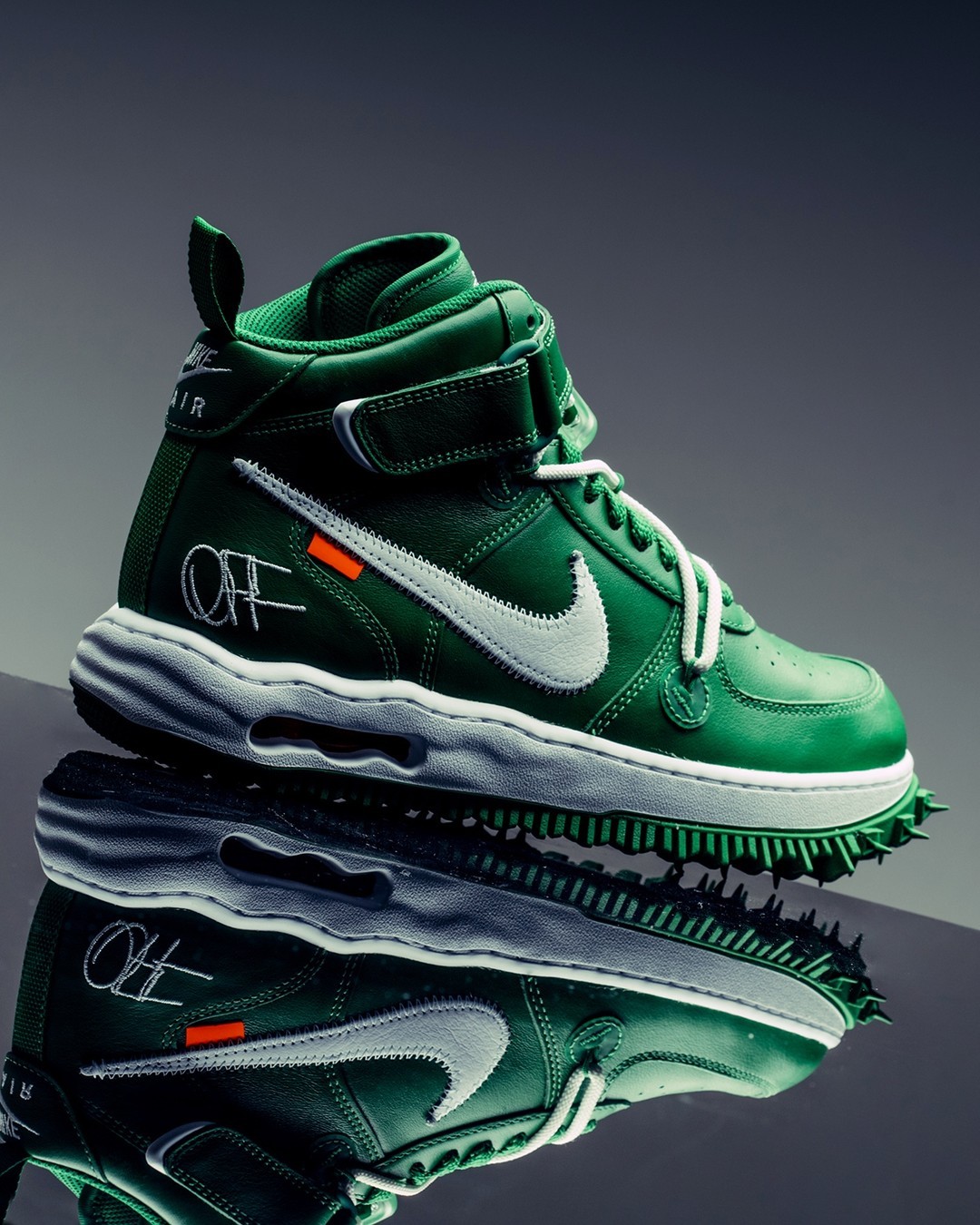OFF-WHITE,Nike Air Force 1 Mid OW x Nike 新鞋最新实物曝光!是你的菜吗? OFF-WHITE,Nike Air Force 1 Mid OW x Nike 新鞋最新实物曝光!是你的菜吗?