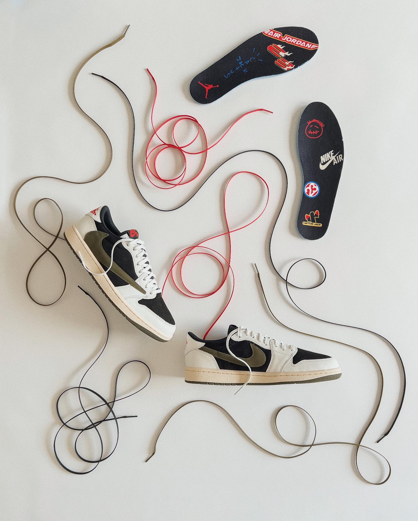 Travis Scott,Air Jordan 1 Low 乔丹上脚「最后一钩」!市价又变了! Travis Scott,Air Jordan 1 Low 乔丹上脚「最后一钩」!市价又变了!