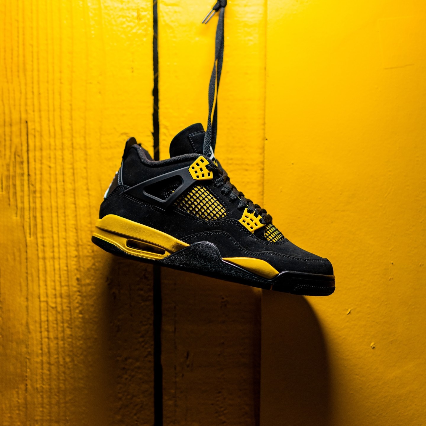 AJ,Air Jordan 4,Thunder,DH6927 上次市价 4K+!看完「雷公」AJ4 美图就种草! AJ,Air Jordan 4,Thunder,DH6927 上次市价 4K+!看完「雷公」AJ4 美图就种草!