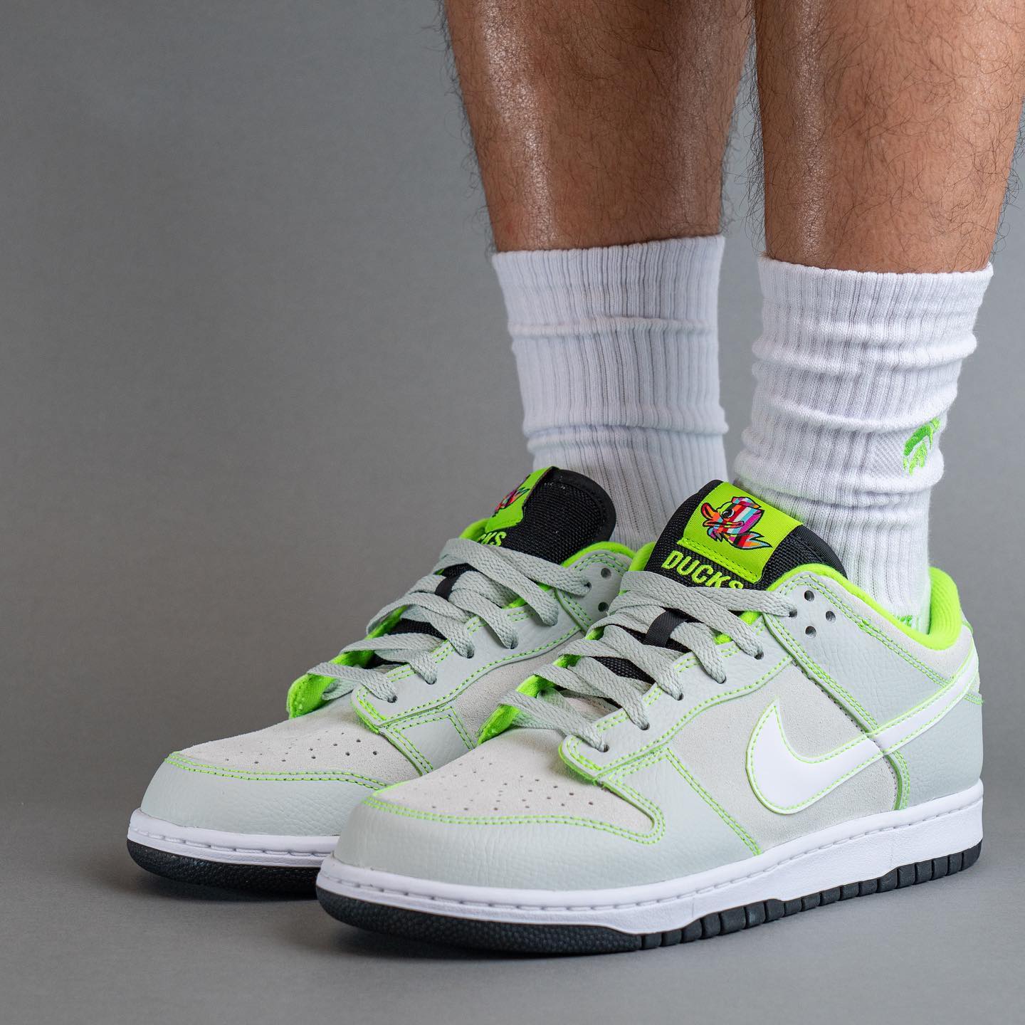 Nike,Dunk Low PE 「俄勒冈」Dunk 上脚图曝光!求求了市售吧! Nike,Dunk Low PE 「俄勒冈」Dunk 上脚图曝光!求求了市售吧!
