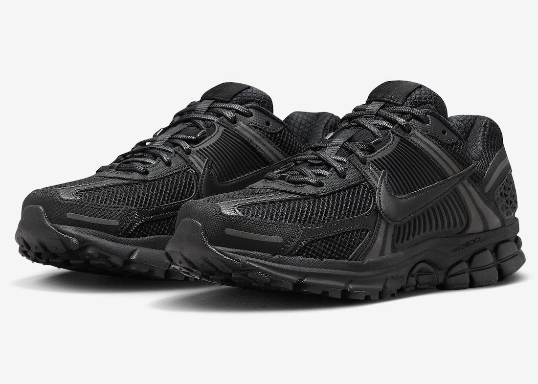 Nike,Zoom Vomero 5,Triple Blac ACW 联名完美平替!「黑武士」Nike Zoom Vomero 5 官图曝光! Nike,Zoom Vomero 5,Triple Blac ACW 联名完美平替!「黑武士」Nike Zoom Vomero 5 官图曝光!