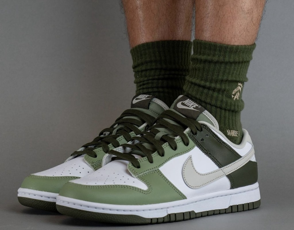 Nike,Dunk Low,Oil Green,FN6882 新配色 Dunk Low 实物上脚!发售信息有了! Nike,Dunk Low,Oil Green,FN6882 新配色 Dunk Low 实物上脚!发售信息有了!