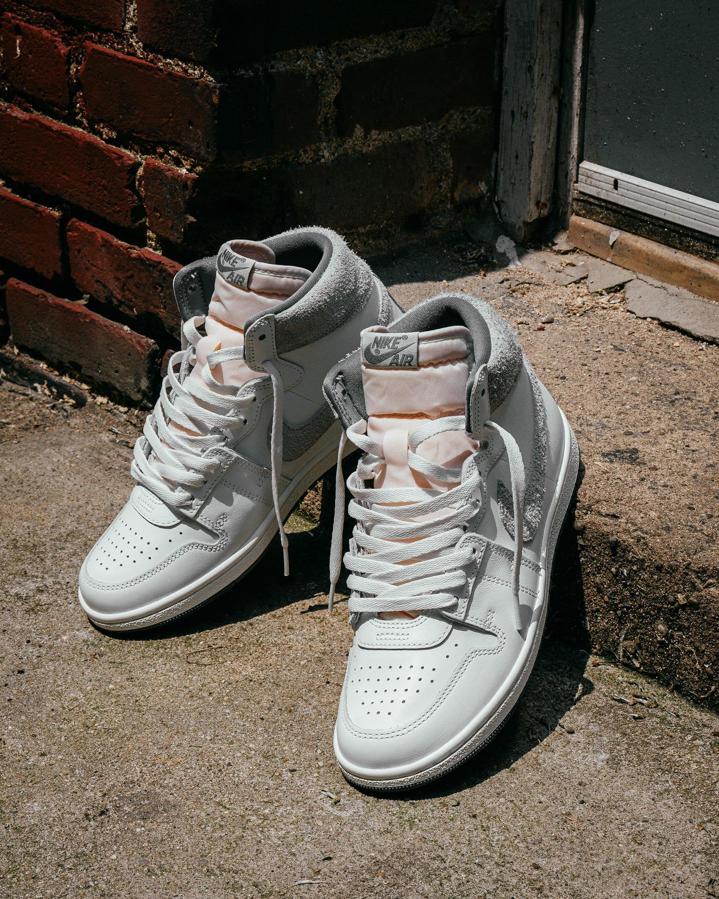 Nike,Jordan Air Ship,Tech Grey 真「禁穿」新配色美图来了!质感表现确实不错! Nike,Jordan Air Ship,Tech Grey 真「禁穿」新配色美图来了!质感表现确实不错!