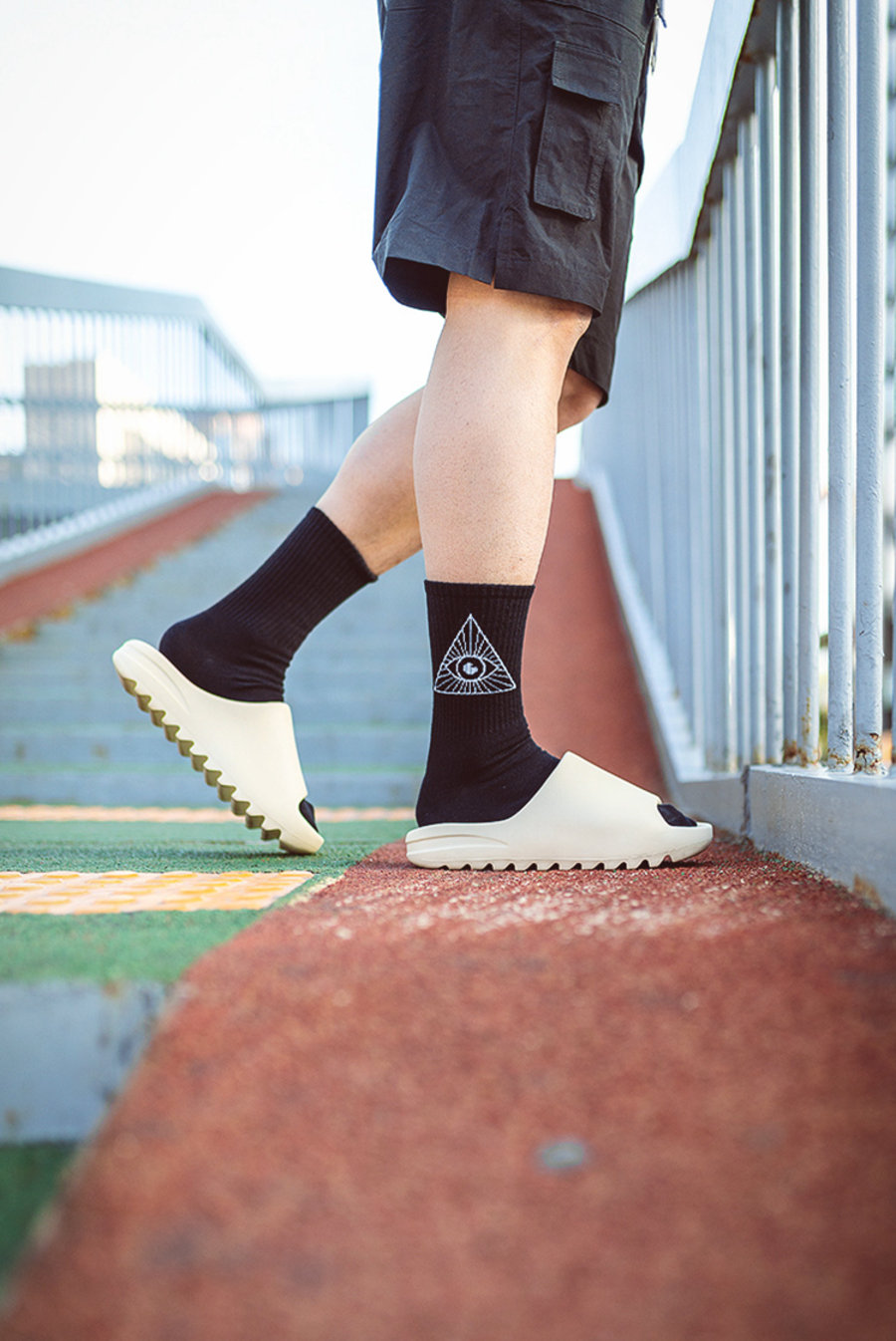 Yeezy 「灰橙 3.0」正式登场!今早 Yeezy 发售,你中了几双? Yeezy 「灰橙 3.0」正式登场!今早 Yeezy 发售,你中了几双?