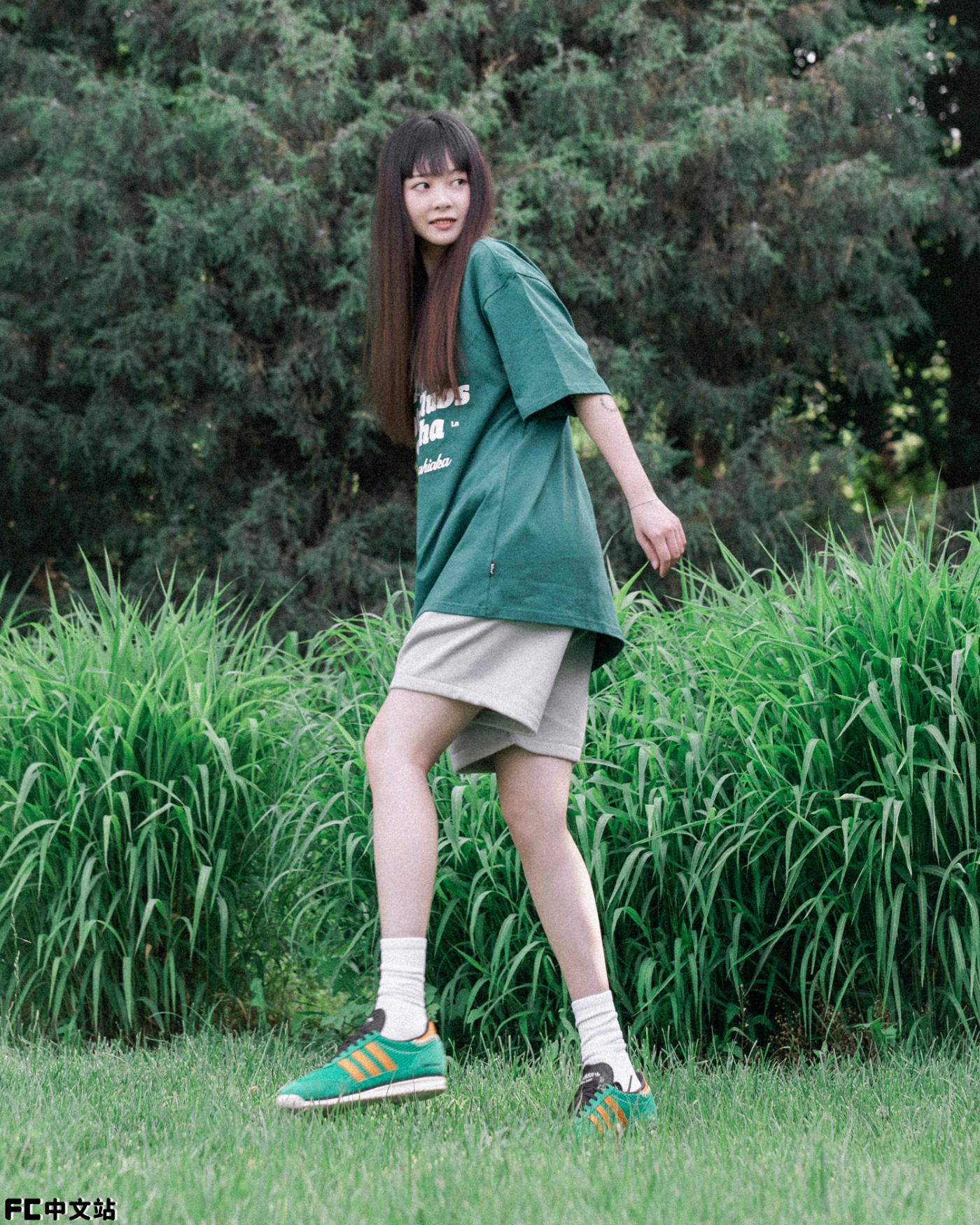 Wales Bonner,Samba,adidas Orig 小姐姐抢先上脚!「阿迪新联名鞋」登记倒计时!市价又要¥5000+? Wales Bonner,Samba,adidas Orig 小姐姐抢先上脚!「阿迪新联名鞋」登记倒计时!市价又要¥5000+?