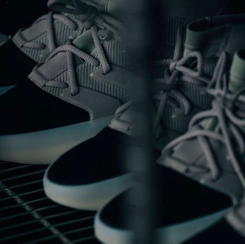 Fear of God,adidas 「FOG x 阿迪」新鞋又来了!网友:先发一双吧! Fear of God,adidas 「FOG x 阿迪」新鞋又来了!网友:先发一双吧!