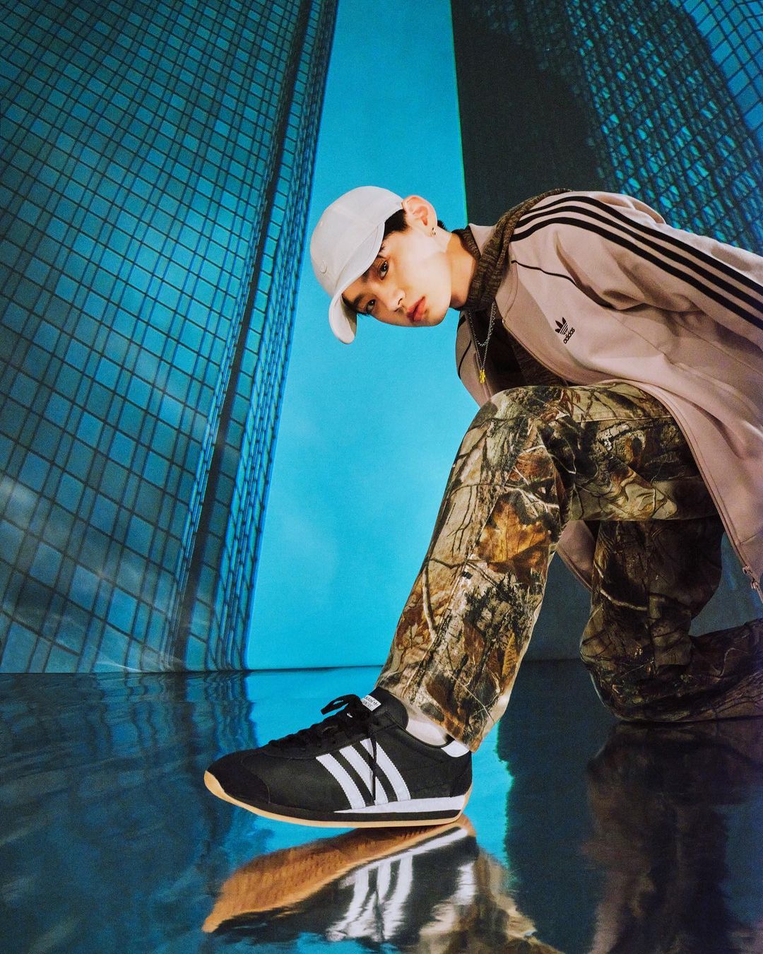 adidas Originals,COUNTRY OG,ie 三叶草「复古跑」新配色!银子弹太帅了吧! adidas Originals,COUNTRY OG,ie 三叶草「复古跑」新配色!银子弹太帅了吧!