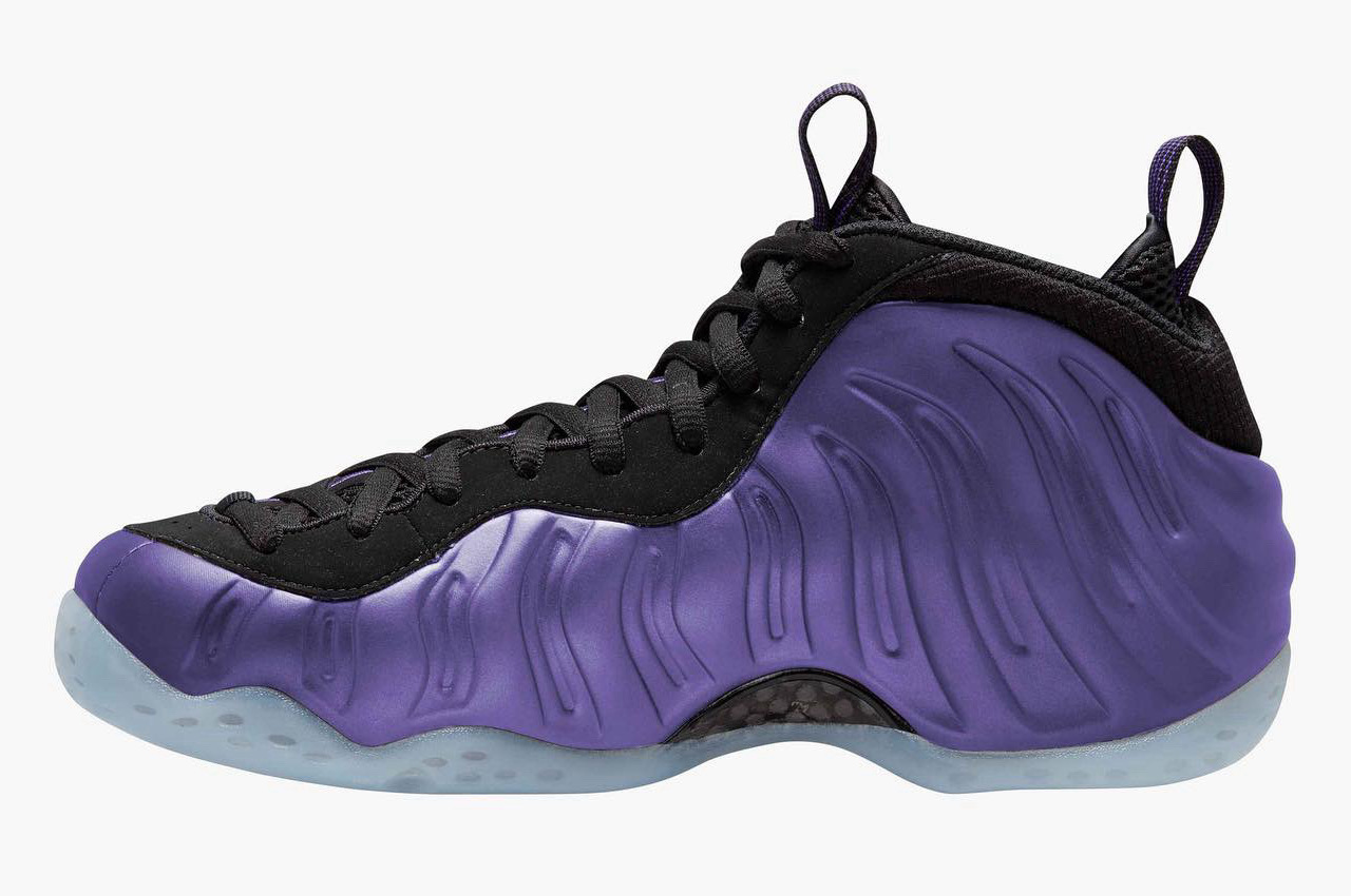 Nike Air Foamposite One,Eggpla 新版「茄子喷」实物首次曝光!鞋面材质变了... Nike Air Foamposite One,Eggpla 新版「茄子喷」实物首次曝光!鞋面材质变了...