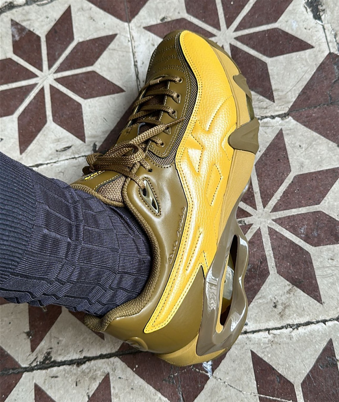Kiko Kostadinov,ASICS,NOVALIS 每次人气都不低的 Kiko x ASICS 联名又来了!质感太顶了! Kiko Kostadinov,ASICS,NOVALIS 每次人气都不低的 Kiko x ASICS 联名又来了!质感太顶了!