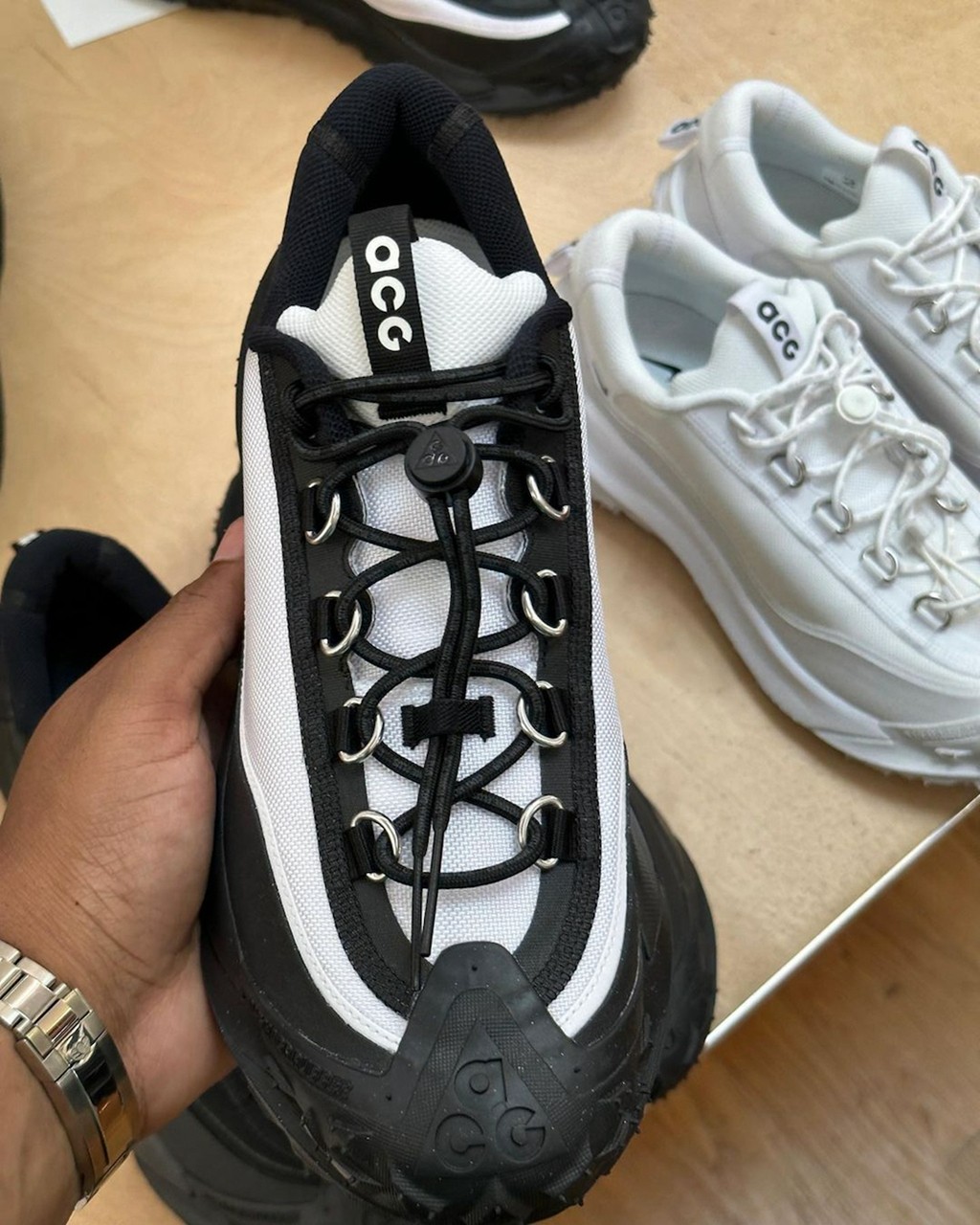 Comme des Garçons,Nike,ACG Mou CdG x Nike 新鞋实物首次亮相!居然还是熊猫配色! Comme des Garçons,Nike,ACG Mou CdG x Nike 新鞋实物首次亮相!居然还是熊猫配色!