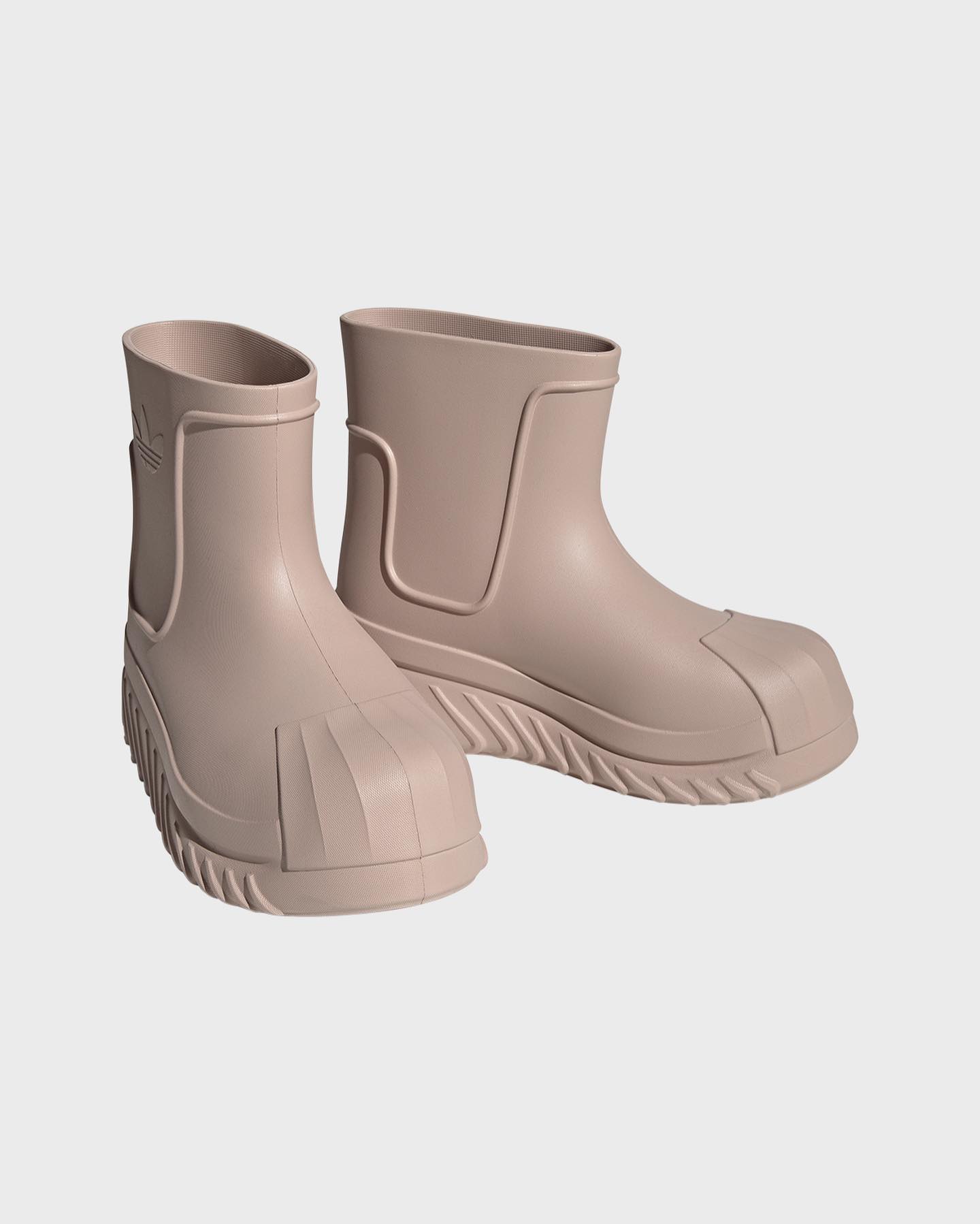 adidas Originals,adiFom Supers 妥妥「巴黎世家」平替!三叶草新鞋曝光!再也不怕下雨了! adidas Originals,adiFom Supers 妥妥「巴黎世家」平替!三叶草新鞋曝光!再也不怕下雨了!