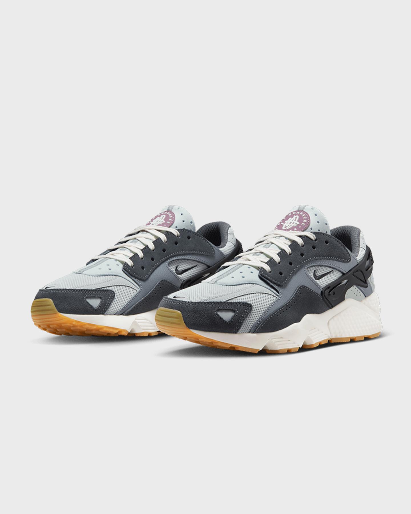 Nike,Air Huarache Runner,FJ070 复古气质十足!全新 Nike Air Huarache 曝光! Nike,Air Huarache Runner,FJ070 复古气质十足!全新 Nike Air Huarache 曝光!