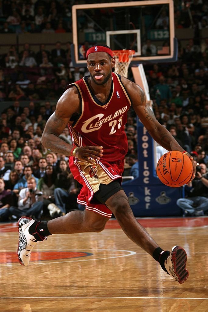 Nike,LeBron 4 Retro,勒布朗,Graffi 苦等 17 年的「稀有 LBJ4」突袭上架!价格让人看傻了! Nike,LeBron 4 Retro,勒布朗,Graffi 苦等 17 年的「稀有 LBJ4」突袭上架!价格让人看傻了!