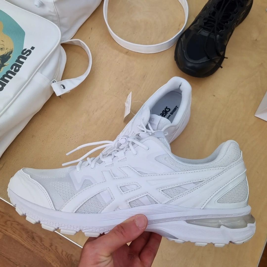 COMME des GARÇONS,ASICS 极简风造型拉满!CDG x ASICS 新联名实物泄露! COMME des GARÇONS,ASICS 极简风造型拉满!CDG x ASICS 新联名实物泄露!