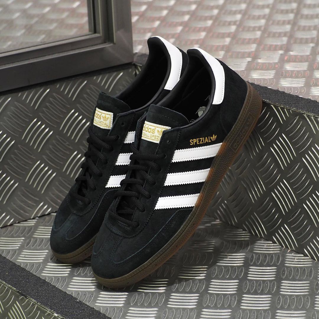 adidas Originals,Handball Spez 复古玩家新选择!三叶草「神秘鞋型」颜值不低! adidas Originals,Handball Spez 复古玩家新选择!三叶草「神秘鞋型」颜值不低!