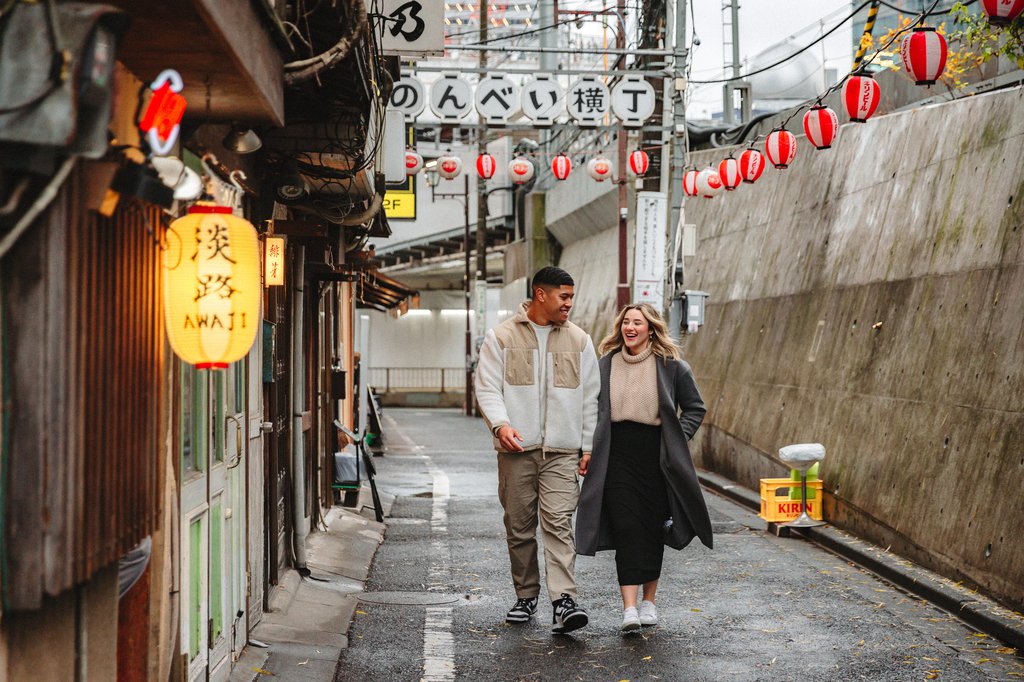 PUMA,New Balance,HOKA ONE ONE, 彻底火了!「潮流街溜子」City Walk 都在冲这 10 双鞋!最低几百块就能入门! PUMA,New Balance,HOKA ONE ONE, 彻底火了!「潮流街溜子」City Walk 都在冲这 10 双鞋!最低几百块就能入门!