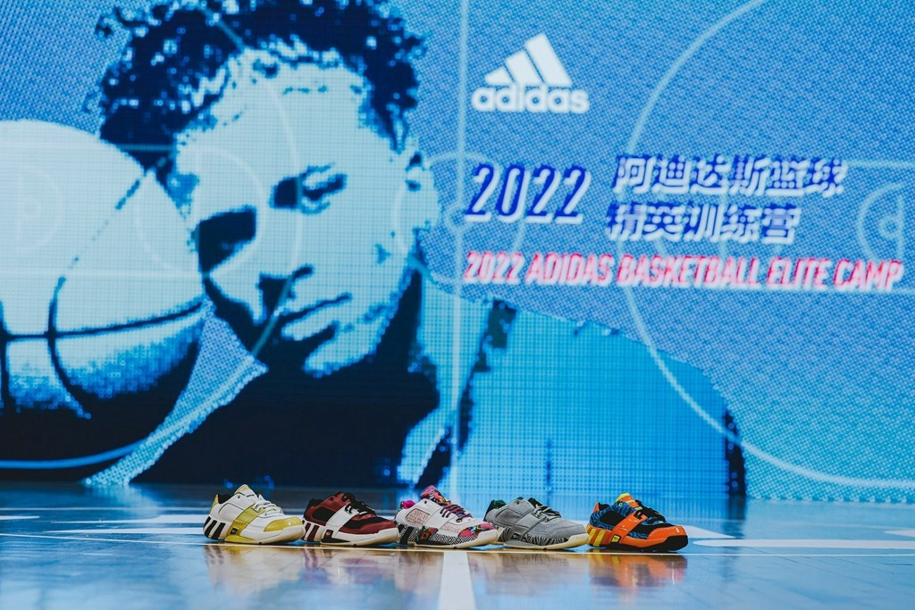 adidas,Gil Zero 国内刚刚上架!「阿里纳斯战靴」新配色太适合夏天了! adidas,Gil Zero 国内刚刚上架!「阿里纳斯战靴」新配色太适合夏天了!