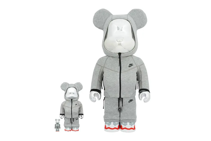 BE@RBRICK,Tech Fleece,Nike 看着就不便宜!穿 Nike 运动服的 BE@RBRICK 有点小帅! BE@RBRICK,Tech Fleece,Nike 看着就不便宜!穿 Nike 运动服的 BE@RBRICK 有点小帅!