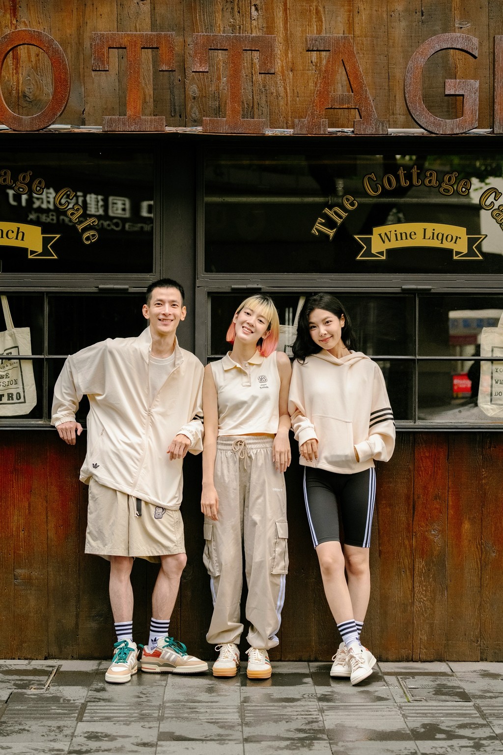 三叶草,adidas Originals,STYLE IN City Walk 必备!三叶草「城市系列」悄悄上架! 三叶草,adidas Originals,STYLE IN City Walk 必备!三叶草「城市系列」悄悄上架!