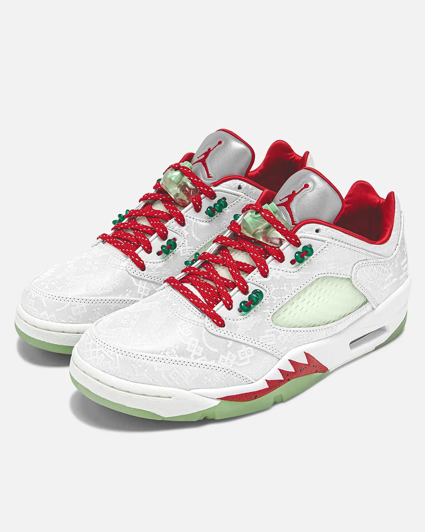 Air Jordan 5 Low,CLOT 限量 250 双!「白丝绸」AJ5 最新实物曝光! Air Jordan 5 Low,CLOT 限量 250 双!「白丝绸」AJ5 最新实物曝光!