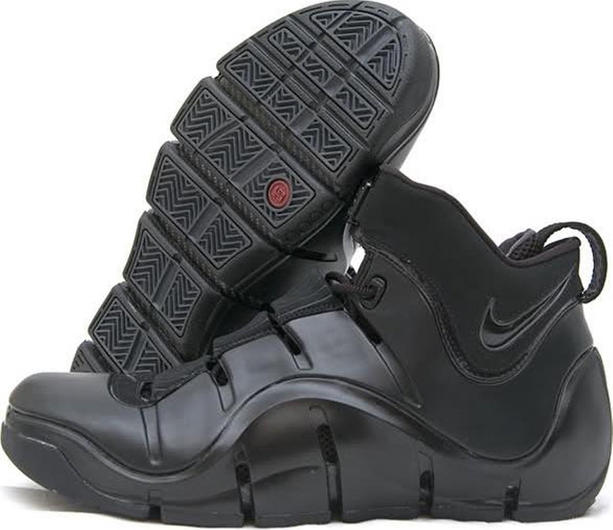 Nike LeBron 4,Anthracite,FJ159 詹蜜狂喜!等了 17 年的「黑武士」即将回归! Nike LeBron 4,Anthracite,FJ159 詹蜜狂喜!等了 17 年的「黑武士」即将回归!