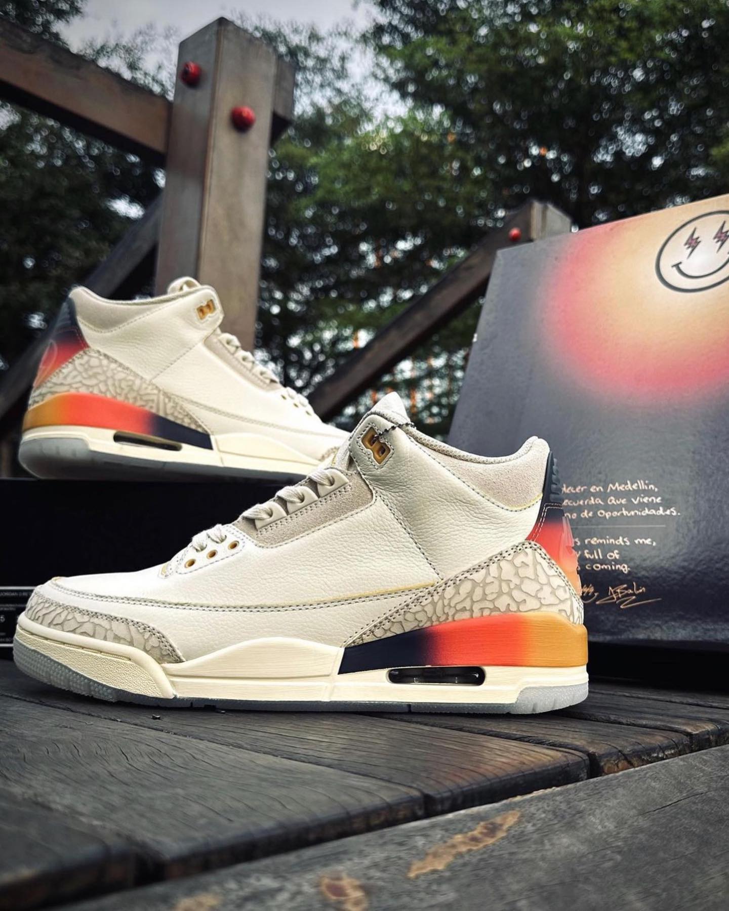 J Balvin,Air Jordan 4,AJ4,定制 J Balvin x AJ4 实物长这样?!看过之后又爱了! J Balvin,Air Jordan 4,AJ4,定制 J Balvin x AJ4 实物长这样?!看过之后又爱了!