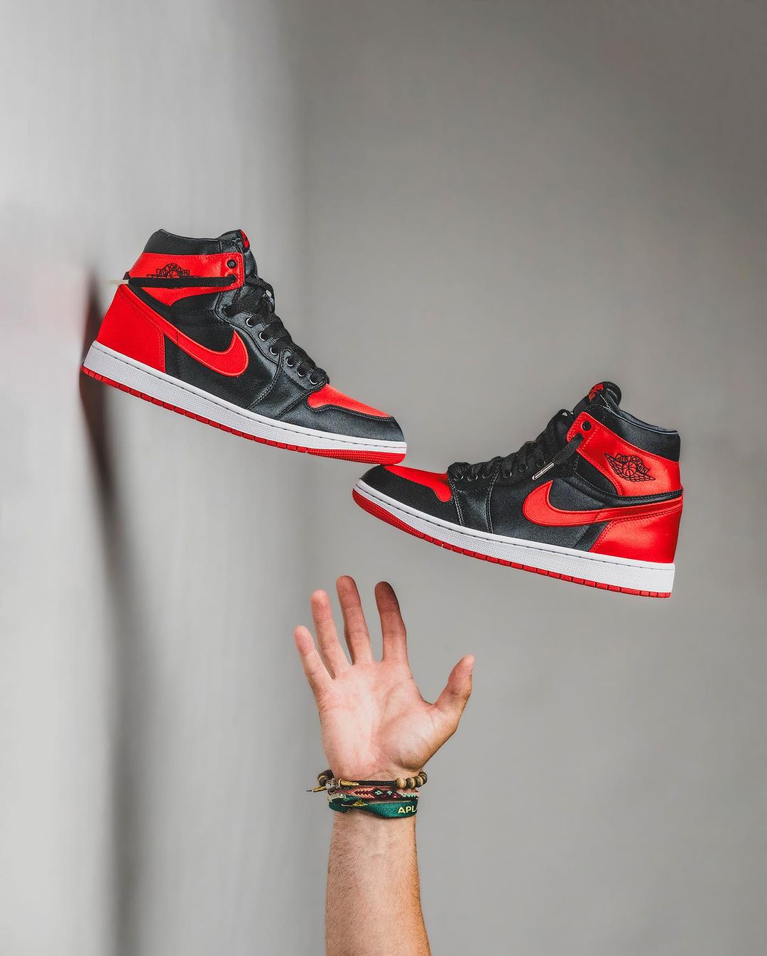 AJ1,Air Jordan 1 High OG,Satin 「丝绸禁穿」AJ1 最新上脚图!看完更想要! AJ1,Air Jordan 1 High OG,Satin 「丝绸禁穿」AJ1 最新上脚图!看完更想要!