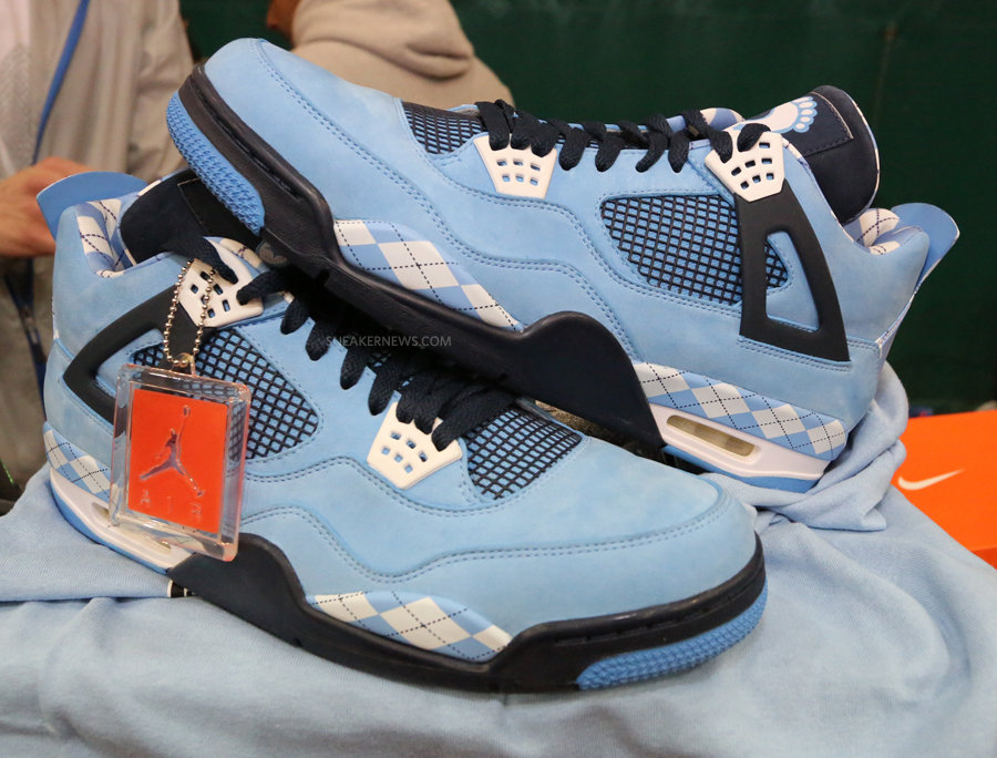 Air Jordan 4,Georgetown 「乔治城」AJ4 实物曝光!网友:看着就不便宜! Air Jordan 4,Georgetown 「乔治城」AJ4 实物曝光!网友:看着就不便宜!