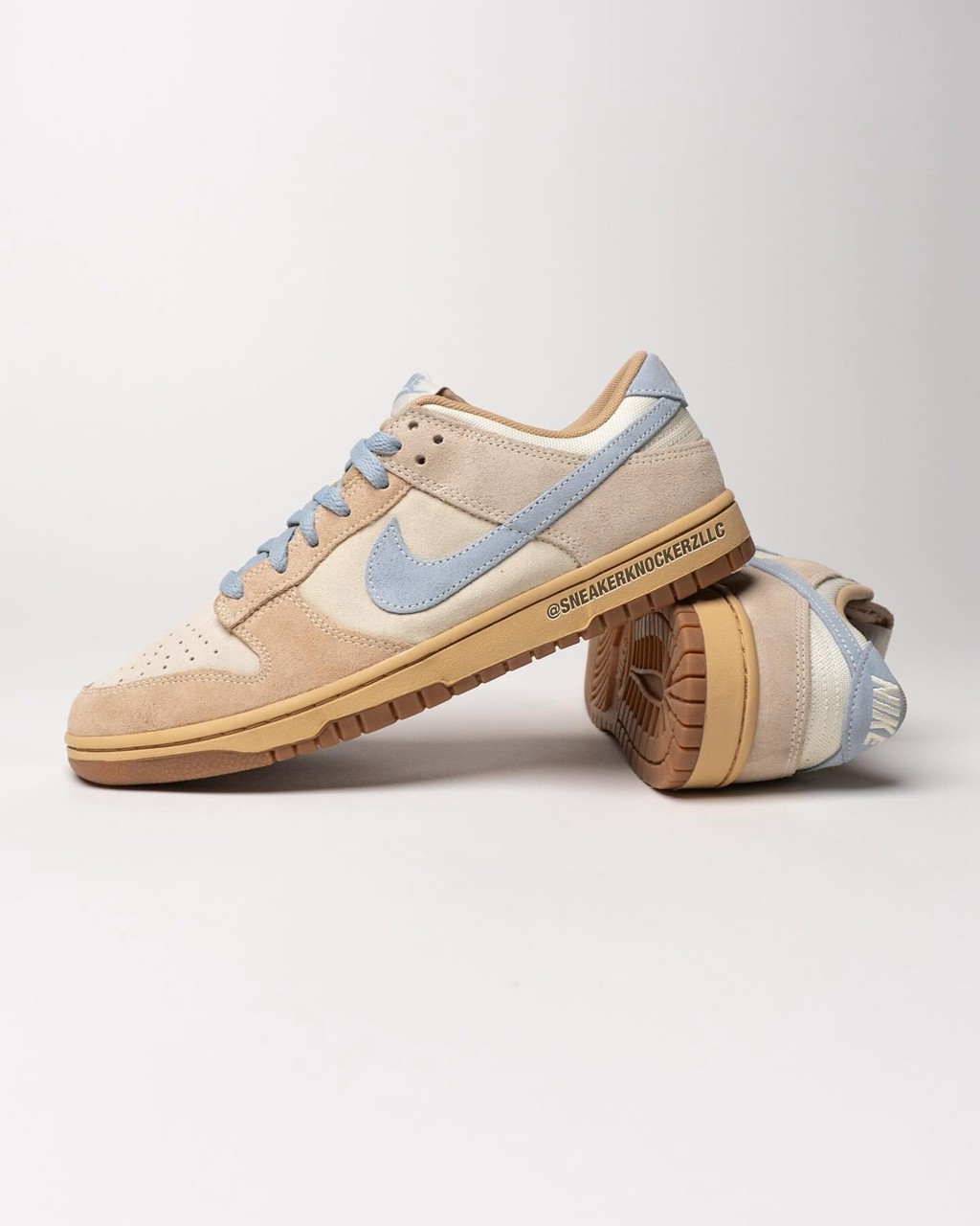 Nike,Dunk Low,HF0106-100 玲娜贝儿 Dunk Low 最新实物!明年登场! Nike,Dunk Low,HF0106-100 玲娜贝儿 Dunk Low 最新实物!明年登场!