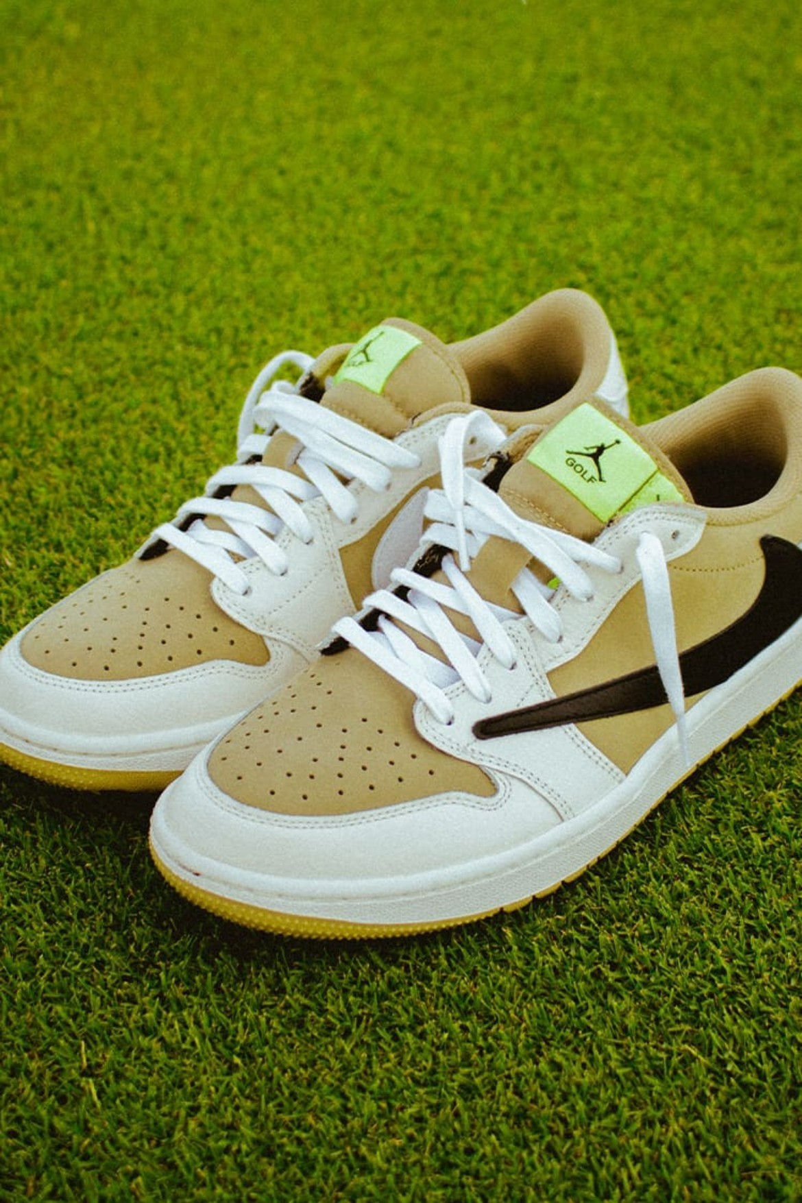 Nike,Mac Attack,Oil Green,FN06 Nike 今年力捧的鞋型!还是「新倒钩」同款配色! Nike,Mac Attack,Oil Green,FN06 Nike 今年力捧的鞋型!还是「新倒钩」同款配色!