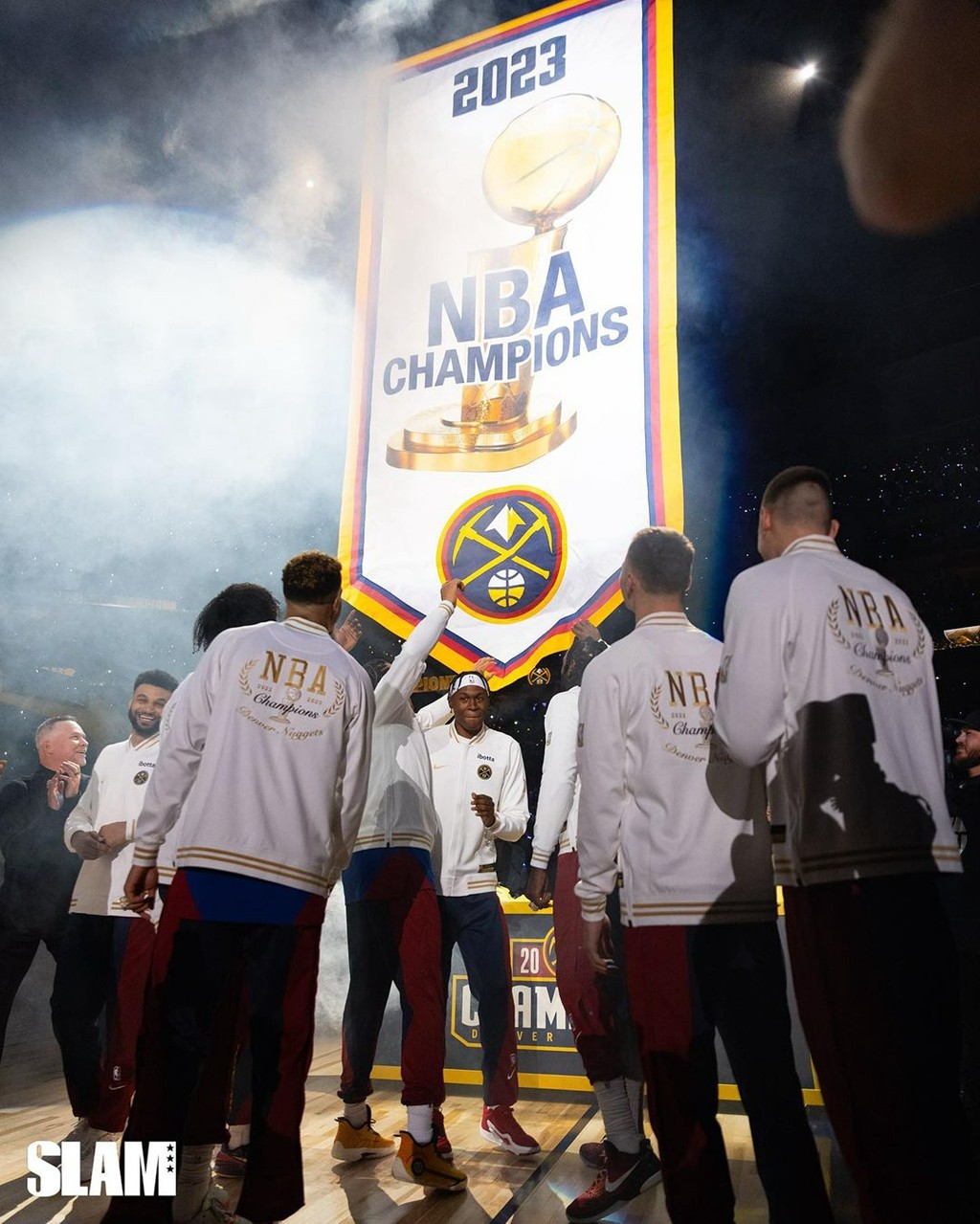 NBA,詹姆斯,德罗赞,东契奇,库里,UA,Nike,Air NBA 揭幕战上脚!詹姆斯又穿新配色 LBJ21! NBA,詹姆斯,德罗赞,东契奇,库里,UA,Nike,Air NBA 揭幕战上脚!詹姆斯又穿新配色 LBJ21!